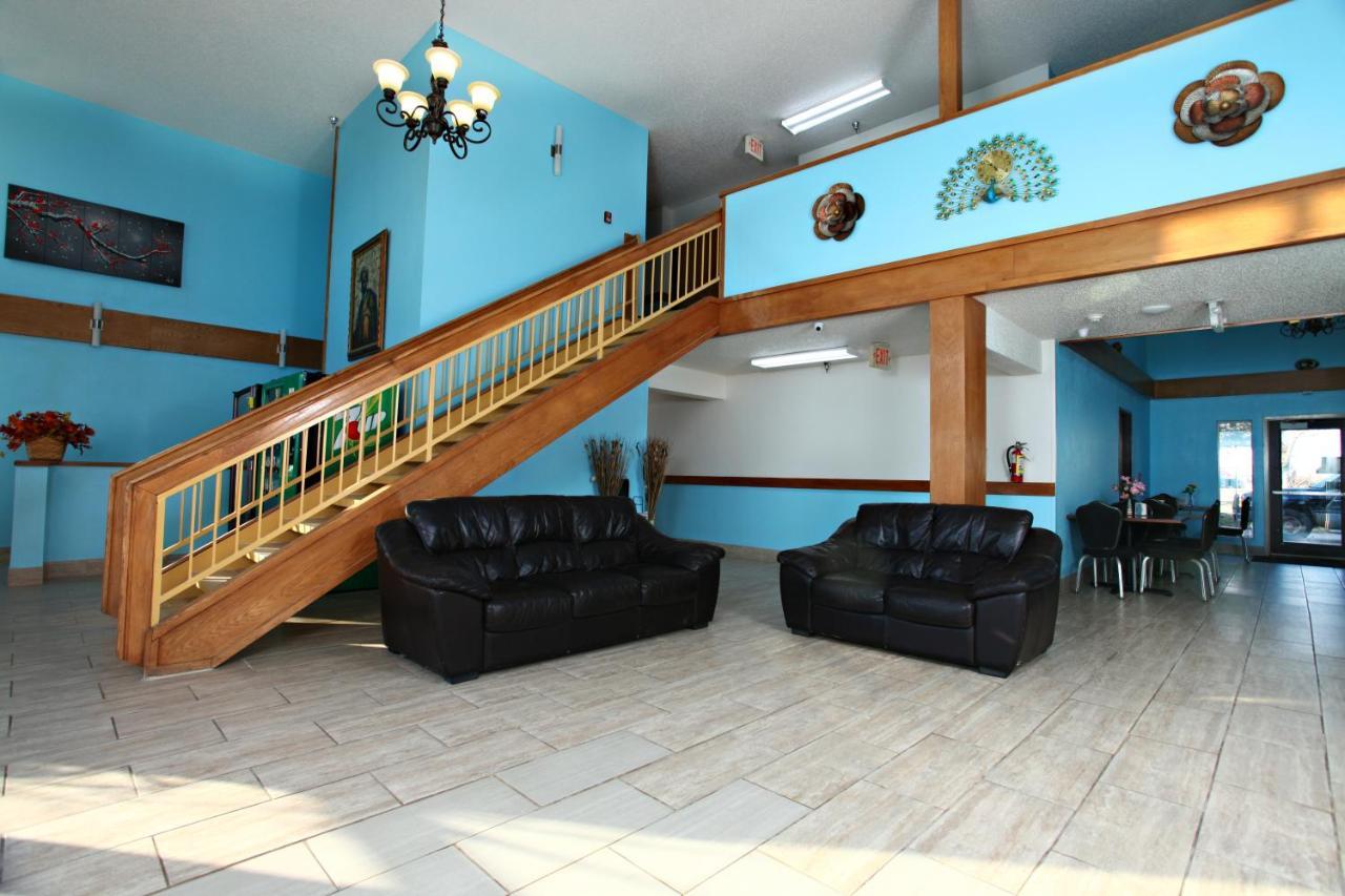 Coratel Inn & Suites By Jasper Newton Esterno foto