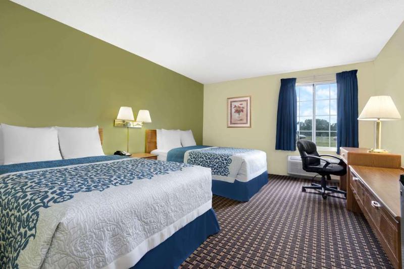 Coratel Inn & Suites By Jasper Newton Esterno foto